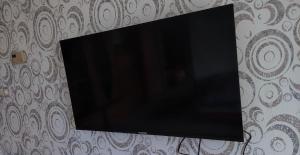 Televízia a/alebo spoločenská miestnosť v ubytovaní Imádni Való Sarokkádas Apartman Salgótarján belvárosában