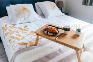 Galeriebild der Unterkunft Appartement moderne central avec piscine, garage privé et terrasse sud in Uzès