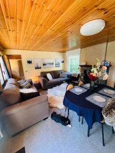 Posezení v ubytování Chalet.Olive.Érezée