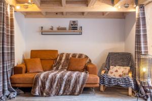Ruang duduk di Grand Roc A - 3 bedrooms Apartment Next to skilift - By Cozee Rentals