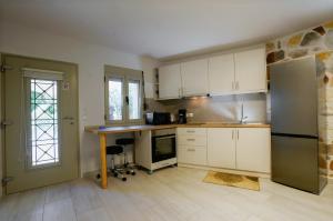 Gallery image of casa cabinari MANH in Gerolimenas +57 photos