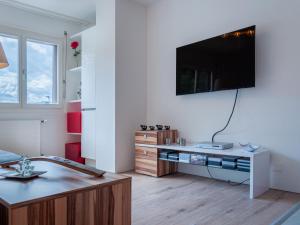 TV o dispositivi per l'intrattenimento presso Apartment Lake Placid B5 by Interhome