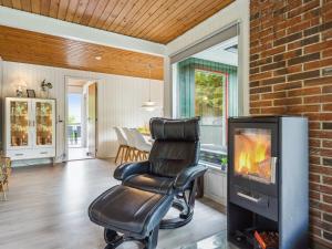 Posezení v ubytování Holiday Home Nyalle - 30km from the sea by Interhome