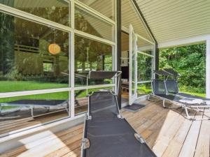 Zahrada ubytování Holiday Home Edin - 150m from the sea by Interhome