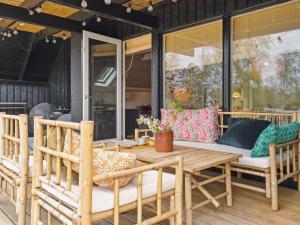 Balkón nebo terasa v ubytování Holiday Home Epiphania - 700m from the sea by Interhome