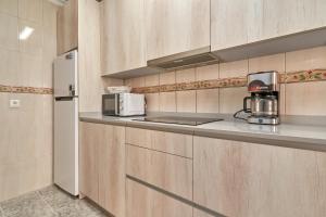 Kuchyňa alebo kuchynka v ubytovaní Apartamento Familiar Torrox A65