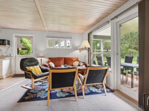 Posezení v ubytování Holiday Home Alkmar - from the sea by Interhome