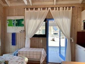 Postel nebo postele na pokoji v ubytování Holiday Home Ilenia - 150m from the sea by Interhome