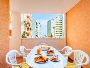 Jídlo v apartmánu nebo okolí