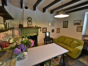 A seating area at Holiday Home La Casa del Nonno by Interhome