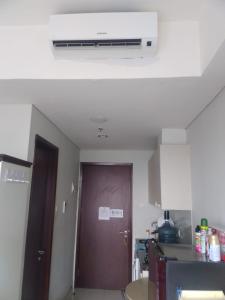 Gallery image of Puri Mansion Apartment Studio Type in Jakarta