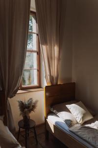 Fotografie z fotogalerie ubytování Zámecké apartmá Křinec v destinaci Křinec
