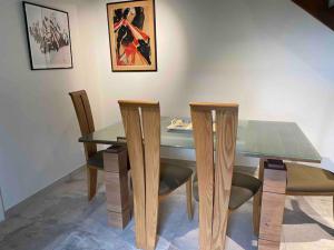 Χώρος καθιστικού στο Cottage Tea Mamm , écrin de verdure et son jardin de thé, 3 étoiles