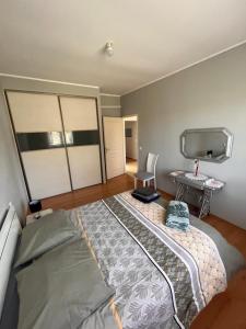 Gallery image of Villa avec piscine privée in Varès