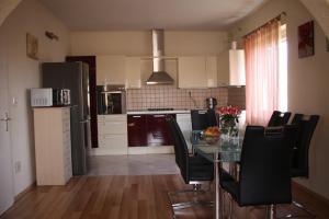 Kjøkken eller kjøkkenkrok på Apartment Maca