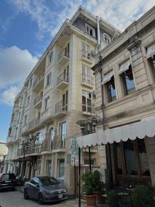Edifici on està situat l'hostal o pensió