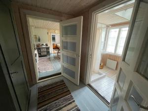 Gallery image of Little Guesthouse Cabin, Once Home to Lotta Svärd in Raasepori