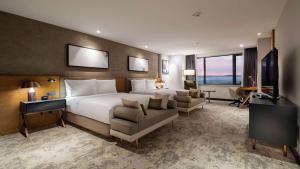 Uma TV ou centro de entretenimento em Hilton Istanbul Maslak