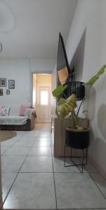 Posezení v ubytování Comfy apartment near the port and the center of Volos