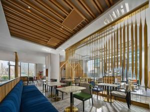 北京大兴国际机场希尔顿花园酒店餐厅或其他用餐的地方