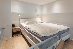 Gallery image of Seaside Deluxe Loft - Beach, Free Parking & 10 min to Metro in Espoo