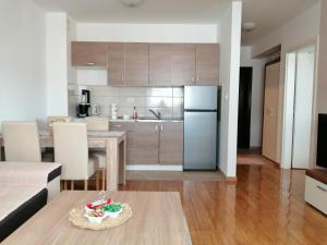 Кухня или кухненски бокс в Apartman Jana