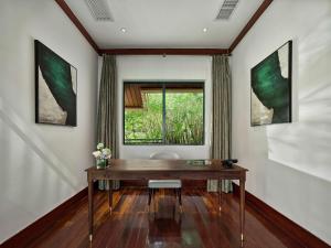 TV a/nebo společenská místnost v ubytování Hilton Sanya Yalong Bay Resort & Spa