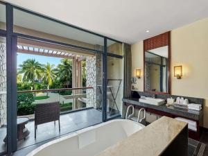 Balkón nebo terasa v ubytování Hilton Sanya Yalong Bay Resort & Spa