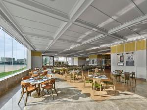 佛山顺德海俊达希尔顿酒店-广交会免费穿梭巴士餐厅或其他用餐的地方