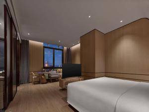 Postel nebo postele na pokoji v ubytování Doubletree By Hilton Beijing Badaling