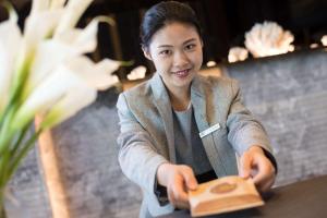 入住青岛东方影都希尔顿逸林酒店的客人