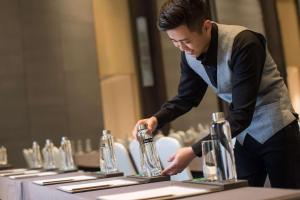入住青岛东方影都希尔顿逸林酒店的客人