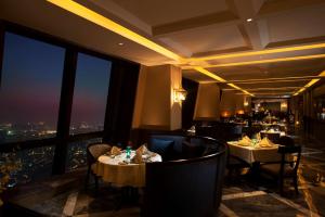 Posezení v ubytování Hilton Zhongshan Downtown