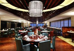 Restaurace v ubytování Hilton Zhongshan Downtown