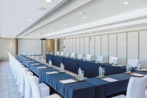 Khu vực hỗ trợ khách đi công tác/phòng hội thảo tại Hilton Lijiang
