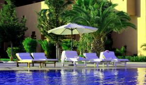 Bazén v ubytování Palm Plaza Marrakech nebo v jeho okolí