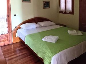 Postel nebo postele na pokoji v ubytování Coastal Oasis Villa