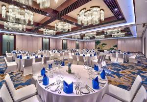 Hilton Da Nang餐厅或其他用餐的地方
