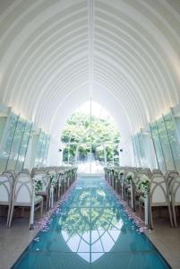 Bazén v ubytování Hilton Tokyo Narita Airport nebo v jeho okolí