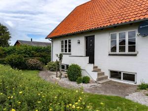 Holiday home Bindslev XVI外面的花园