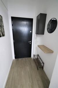 Charming City Center Apartment - Free Minibar