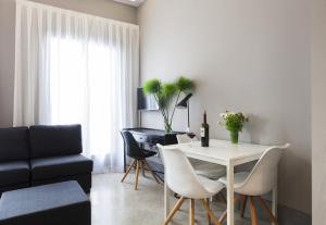 Zona de estar de Kare No Apartments by Sitges Group
