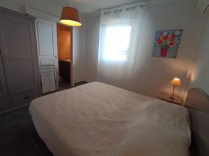 Fotografia z galérie ubytovania Superbe 4 pièces avec terrasse, clim, piscine et parking à Sète - FR-1-338-493 v destinácii Sète