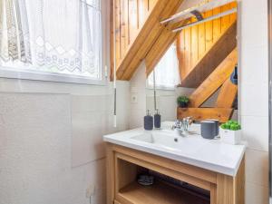 Ванна кімната в Maison Luz-Saint-Sauveur, 3 pièces, 6 personnes - FR-1-402-133