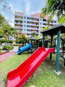 Ο χώρος παιχνιδιού για παιδιά στο Cheap 2BR Fully Furnished Condo in Davao City +20 φωτογραφίες