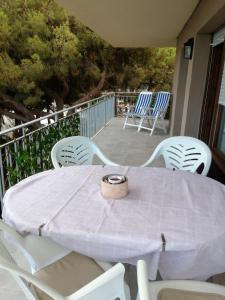 Balkón alebo terasa v ubytovaní Apartamento con terraza en la playa de La Fosca