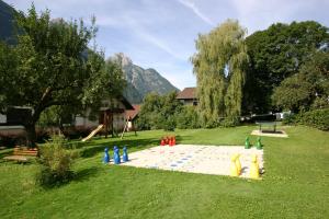 Nespecifikovaný výhled na hory nebo výhled na hory při pohledu z hotelu