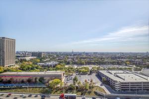 Gallery image of W Loop Studio w Gym Pool Coworking nr UIC CHI-438 in Chicago