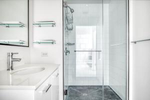 Gallery image of W Loop Studio w Gym Pool Coworking nr UIC CHI-438 in Chicago