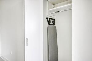 Gallery image of W Loop Studio w Gym Pool Coworking nr UIC CHI-438 in Chicago
